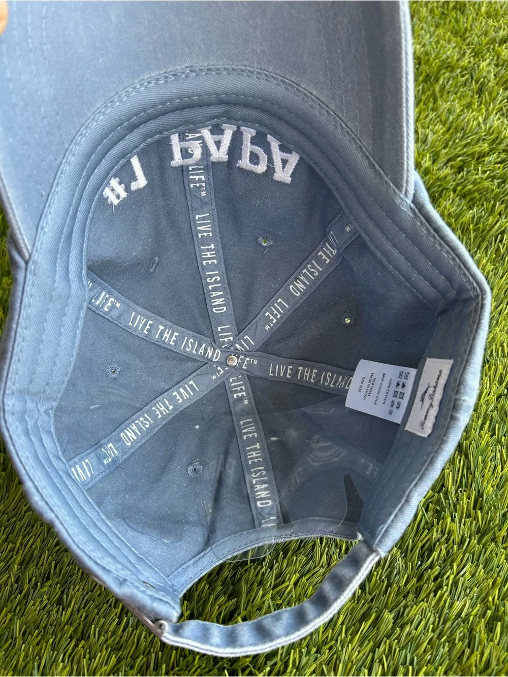 Tommy Bahama men’s  Light Blue '#1 PAPÁ' Baseball Cap